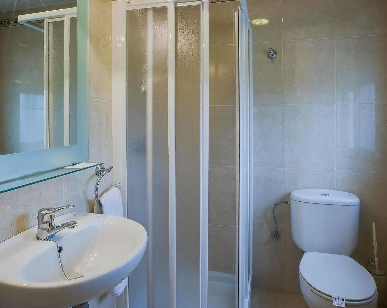 Guest house Hostal Forum Villa Del Rio Spain