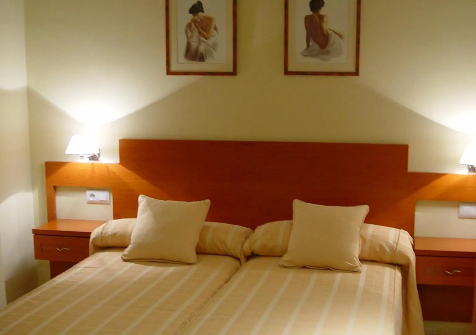 Guest house Hostal Forum Villa Del Rio Spain